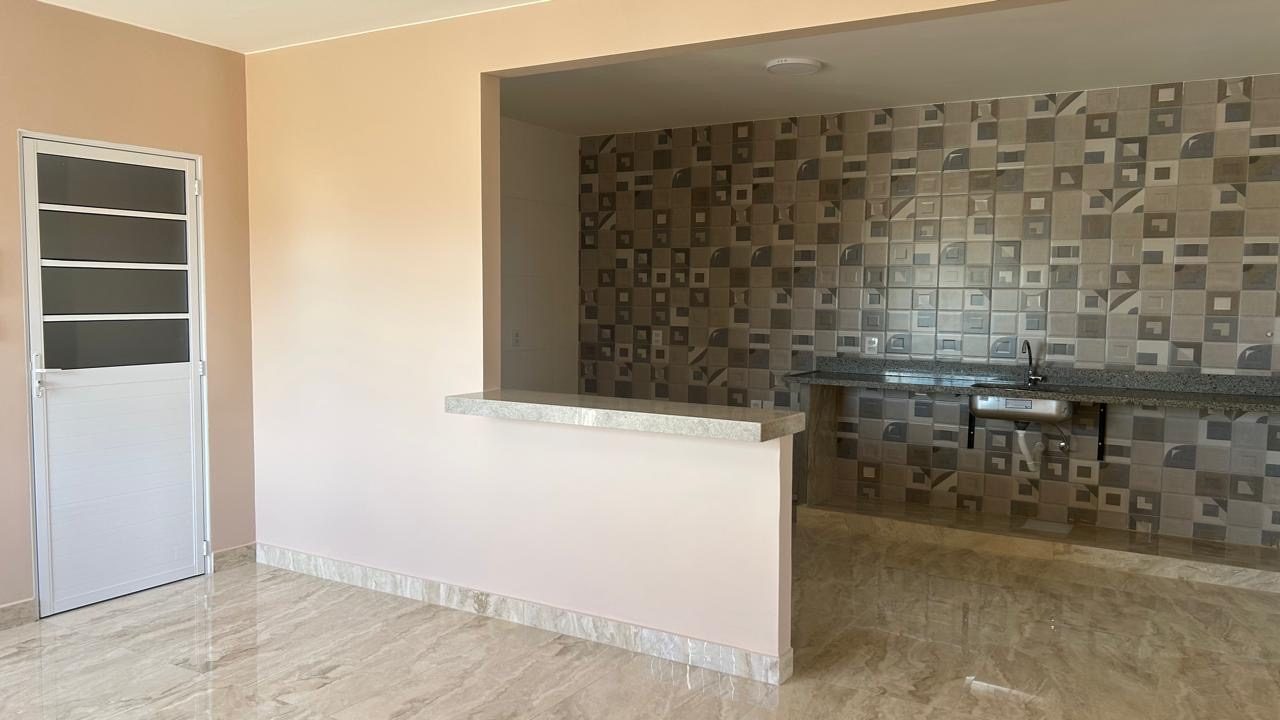 Hall de entrada com piso de grande formato — JVA Construtora e Incorporadora
