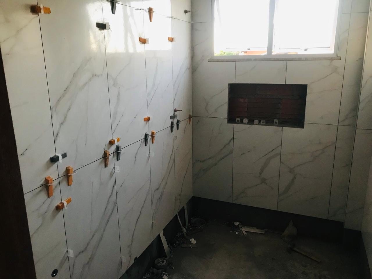 Revestimentos das áreas molhadas — JVA Construtora e Incorporadora