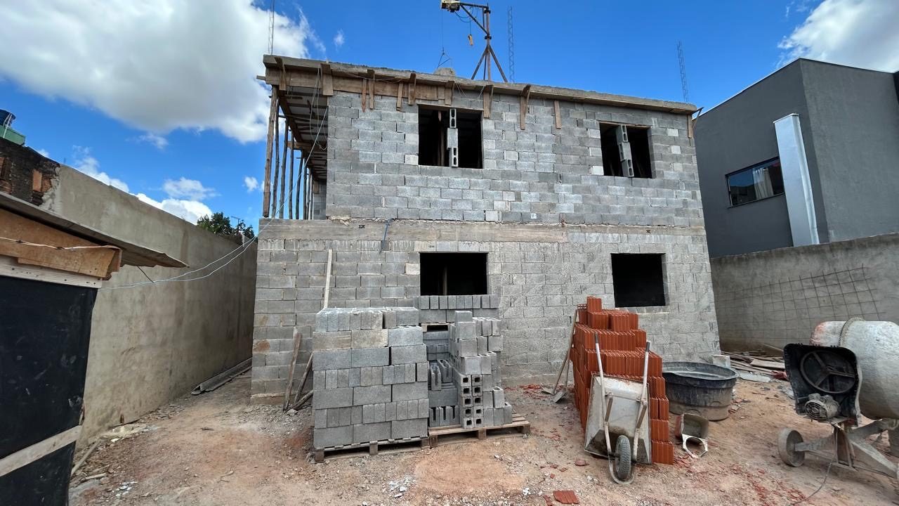 Estrutura e laje concluídas — JVA Construtora e Incorporadora